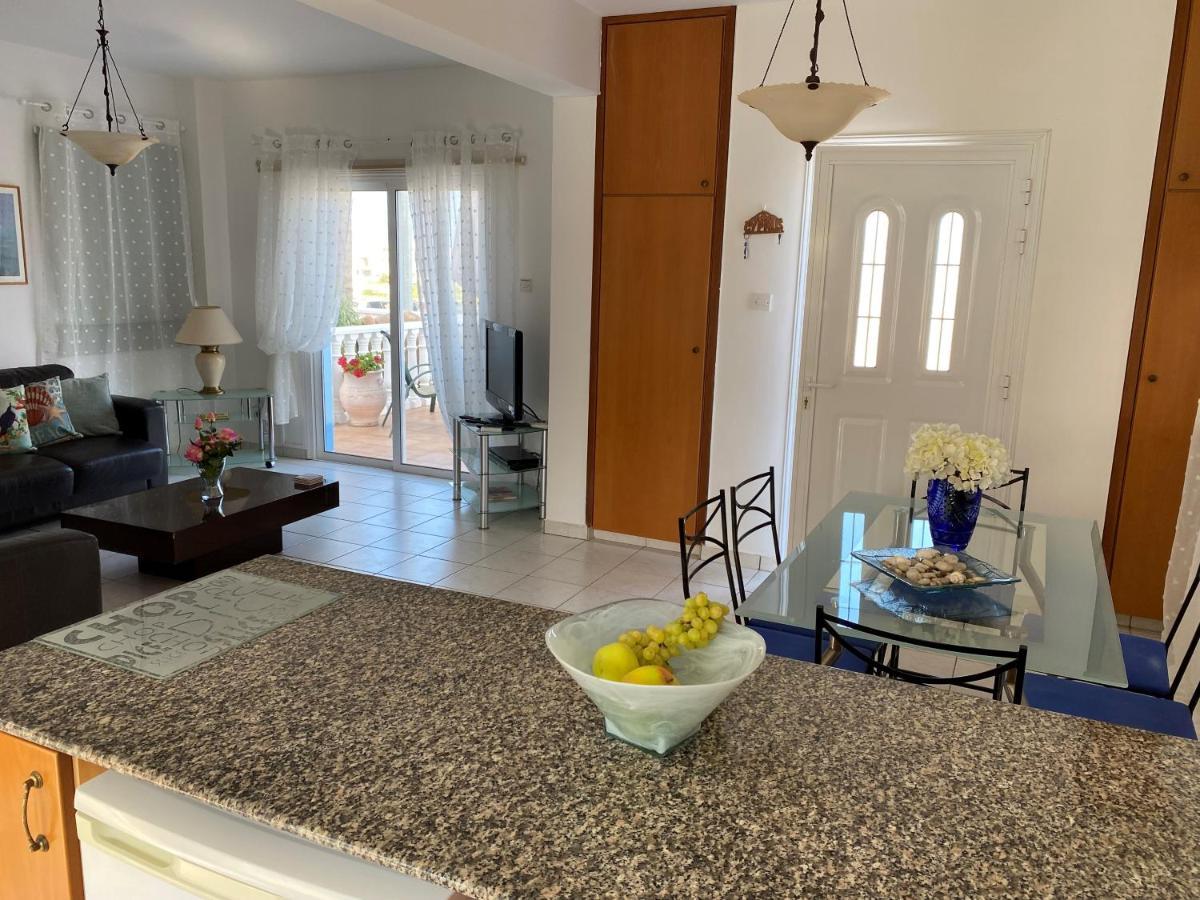Villa Emiliana Paralimni Exteriér fotografie