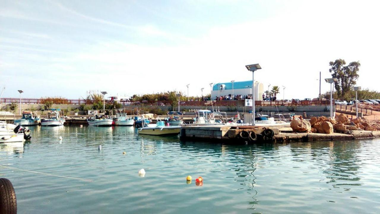 Villa Emiliana Paralimni Exteriér fotografie