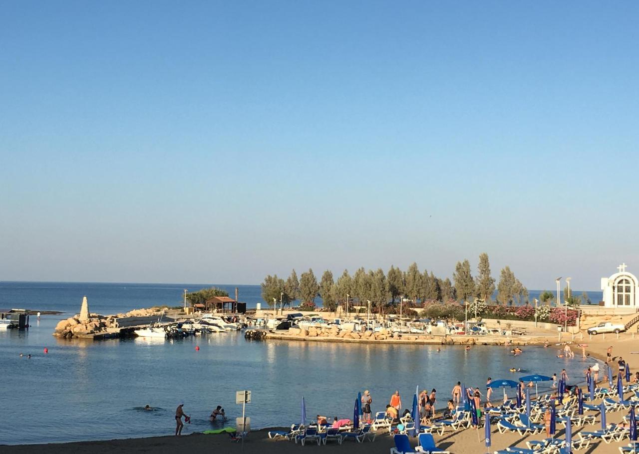 Villa Emiliana Paralimni Exteriér fotografie